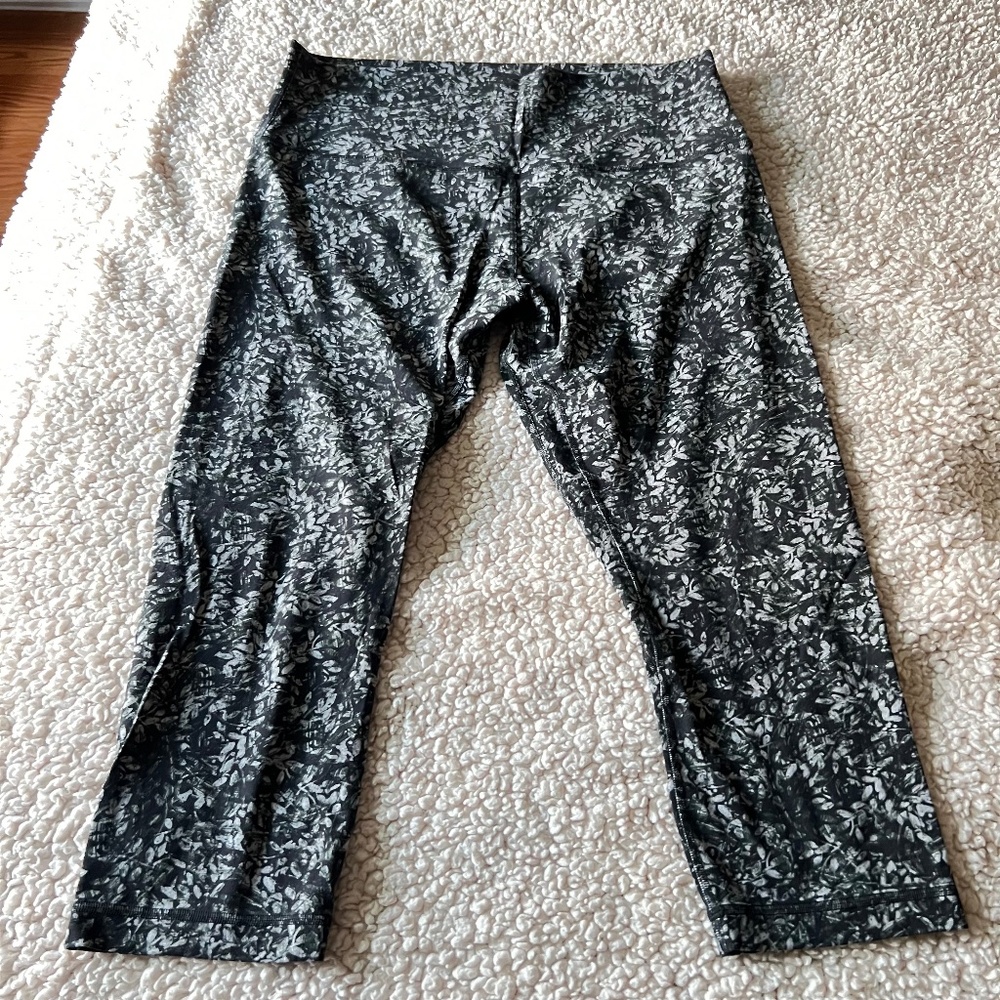 Lululemon Align High-Rise Crop 21"